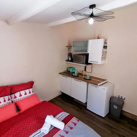 Apartment Villadali-fr Appart Clim, Wifi, Terrasse, Cuisine Parking Gratuit Toulon