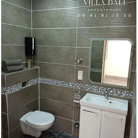 Villadali-fr Appart Clim, Wifi, Terrasse, Cuisine Parking Gratuit * Toulon
