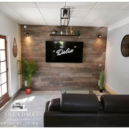 Apartment Villadali-fr Appart Clim, Wifi, Terrasse, Cuisine Parking Gratuit Toulon